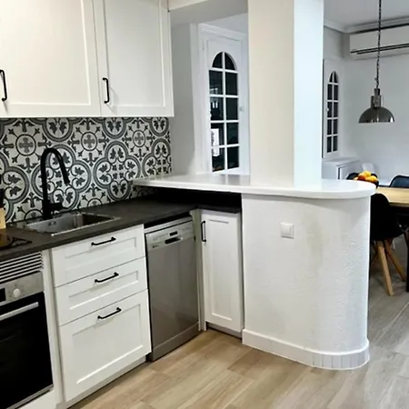 Stunning 2 Bed Frutales Apartment