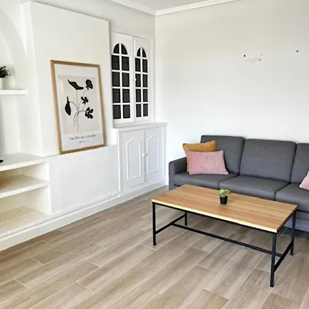 Stunning 2 Bed Frutales
